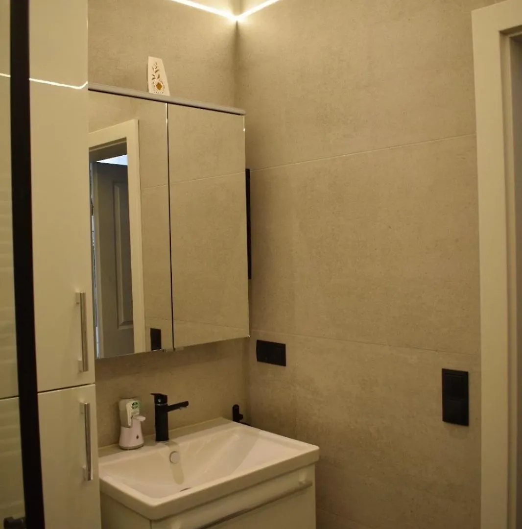 Black & White Apartment Vienna