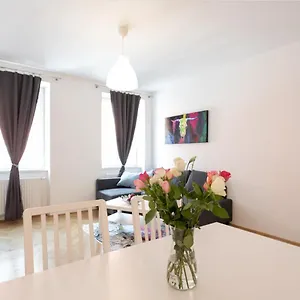 Charmante L Bg8 Apartment