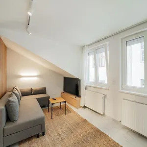  Apartment Zeus Design Apartmenthaus