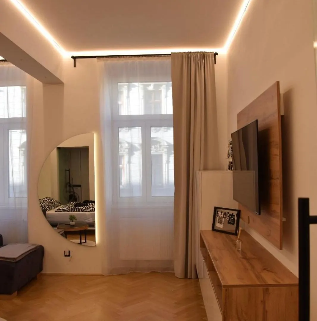 Black & White Apartment Vienna